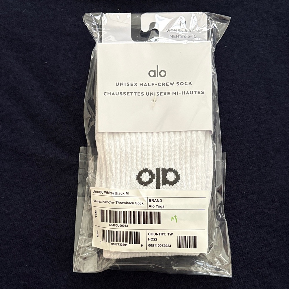 ALO Yoga Unisex White and Black Half-Crew Socks